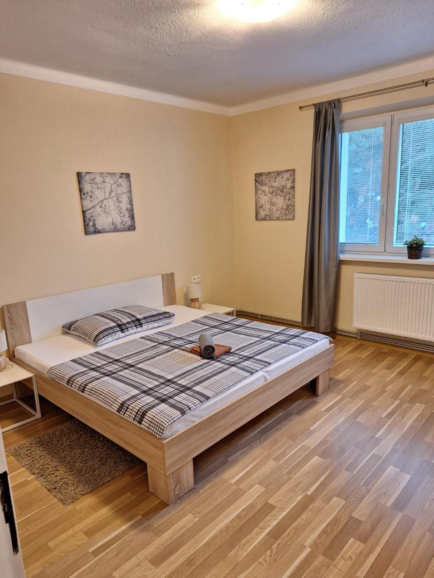 Star Apartments Piest'any Ngoại thất bức ảnh