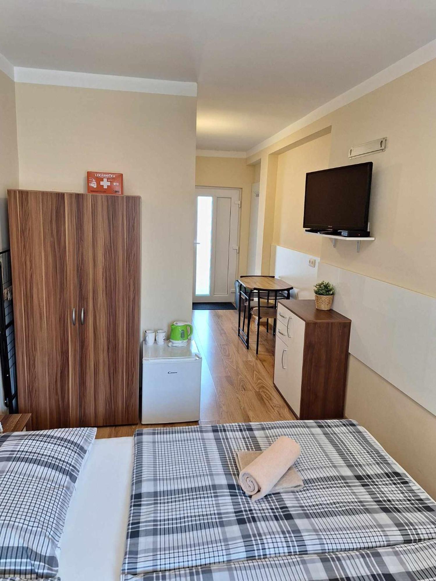 Star Apartments Piest'any Ngoại thất bức ảnh